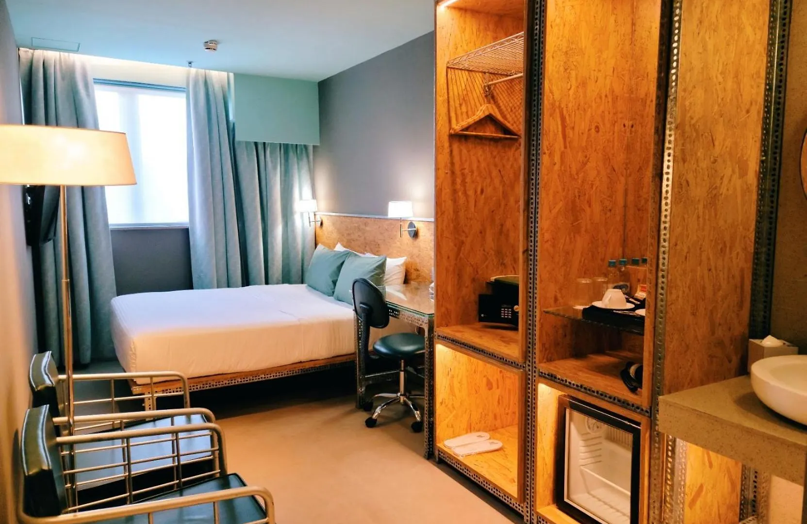 ****  Ind Hotel Hong Kong China