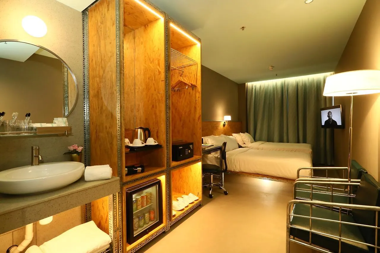 Ind Hotel Hong Kong