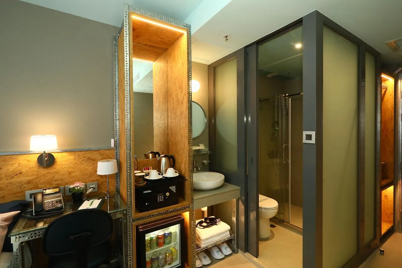 Ind Hotel Hong Kong