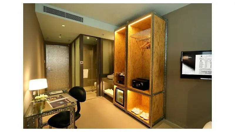 Ind Hotel Hong Kong