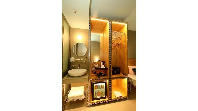 Ind Hotel Hong Kong