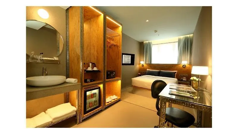 Ind Hotel Hongkong 4*,